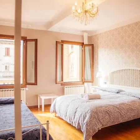 Your To Visit Venice Marco Polo 10 Min *